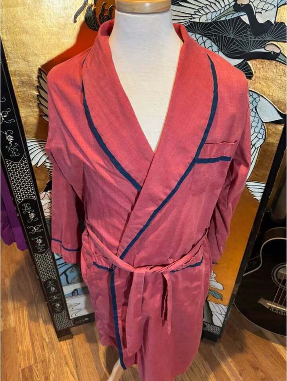 Vintage Men's Reddish-Pink Robe with Blue Trim
